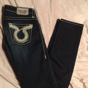 Like new!  Big Star low rise, skinny jeans 26 R